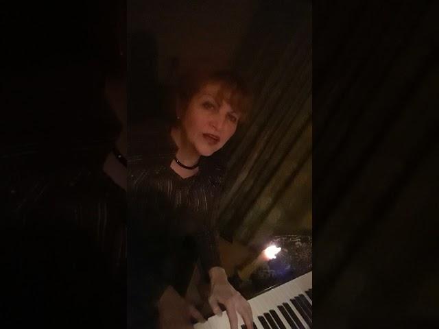 "Трепетный вечер"(муз. НадеждыАнтоновой,сл. Н.Литовченко) исполняет автор музыки Надежда Антонова