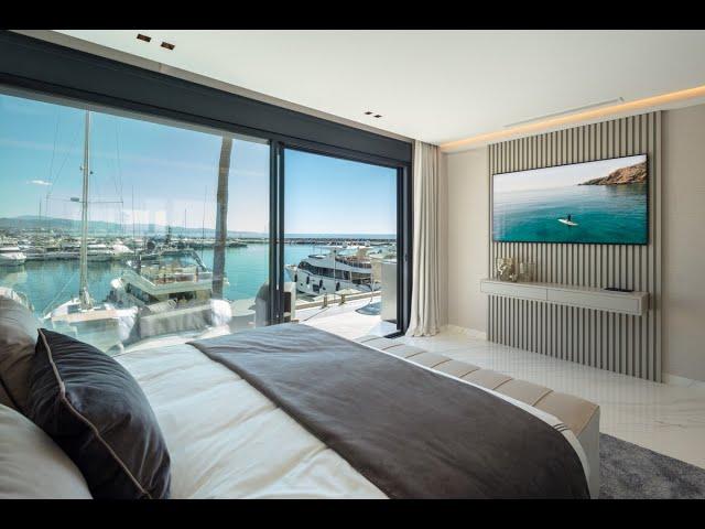 Apartment for sale in Puerto Banus, Marbella |  2.900.000 e | Luxury Property Spain