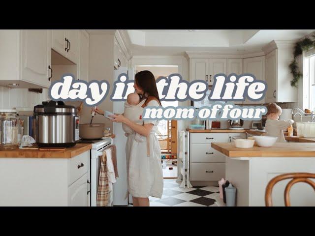 potty training and new routines // Raw Day in the Life Mom of Four + mini life update