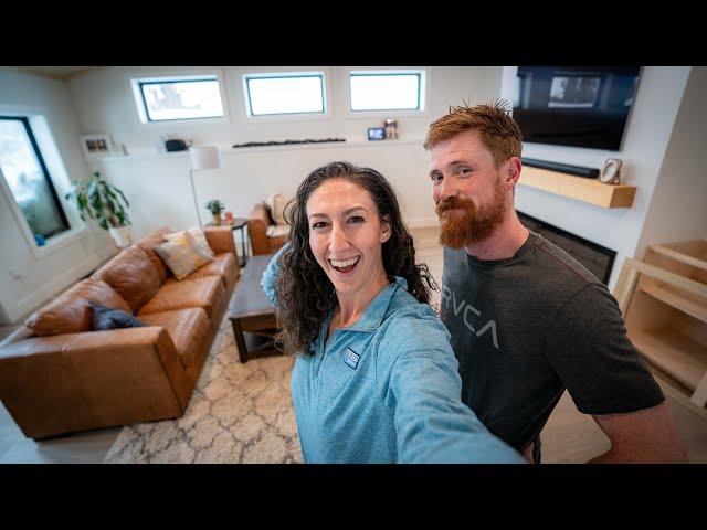 WE'RE MOVING IN!!!