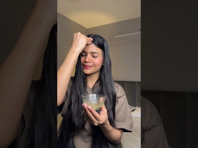 HAIR OILING ROUTINE FOR LONG HAIR | How I Oil My Hair For Hair Growth #shorts #ytshorts