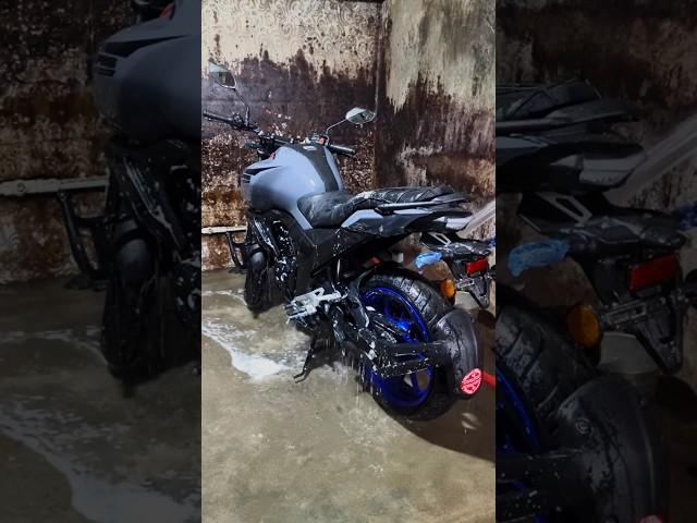 Fzsv4 washing #ytshort #viral #bike #shorts