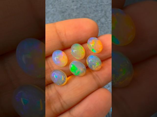 Watch the colors dance and mesmerize! #playofcolor #opal #thainativegems