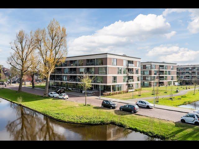 VLIEG Makelaars: Richard Holkade 45, HAARLEM