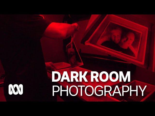 Caravan transformed into mobile darkroom teaching film photography | ABC Australia