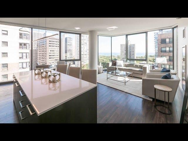 A luxury 3-bedroom plus den, 2 ½ bath at Lakeview's new 2950 North Sheridan