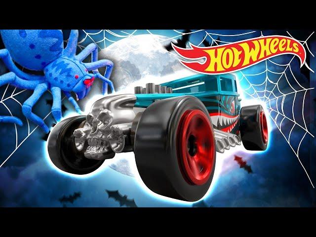 TRICK OR TREAT! | A Happy Hot Wheels Halloween