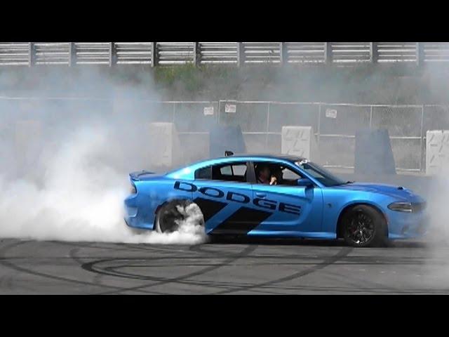 Charger Hellcat Never Ending BURNOUT!! | Roadkill Nights