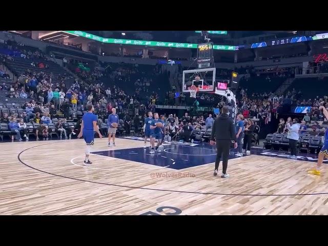 STEPH CURRY's 7 STRAIGHT UP SHOTS FROM HALF COURT TO FREE THROW LINE -PREGAME WARMUP