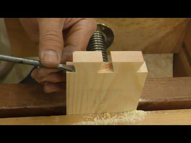 Dovetails on a Budget with Rob Cosman (hacksaw&screwdriver/chisel)