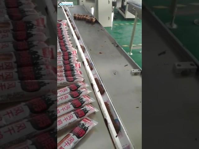 Dry beef meat snack horizontal filling bag form fill seal packing machine with air flushing function