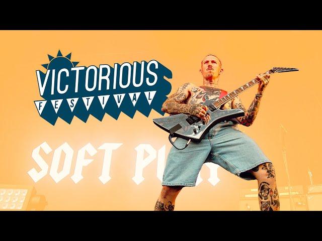 Soft Play - The Hunter (Live at Victorious Festival 2024)