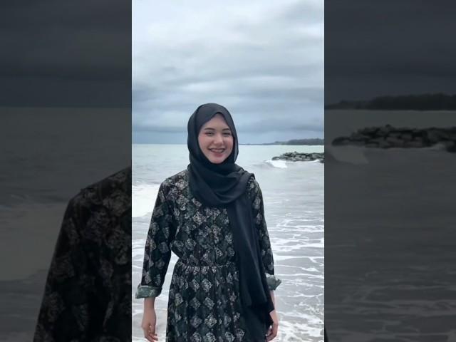 pesona gadis cantik ngabuburit dipantai #reels #drama #komedi