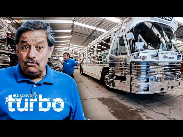 Transformando un autobús en una "motor home" | Mexicánicos | Discovery Turbo