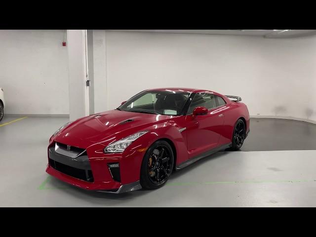 2018 Nissan GT-R Track Edition - Revs + Walkaround 4k