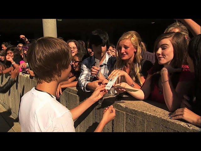 Justin Bieber NEVER SAY NEVER 3D Sneak Peek - Tickets