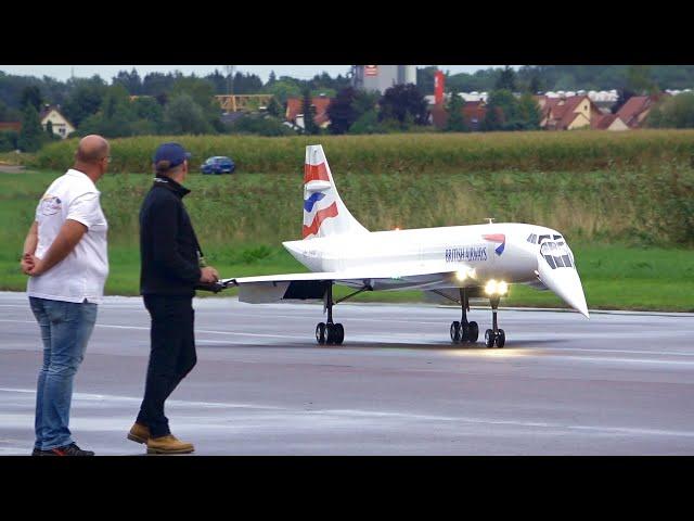 LARGEST RC CONCORDE DISPLAY FLIGHT @ JETS & PROPS 2022