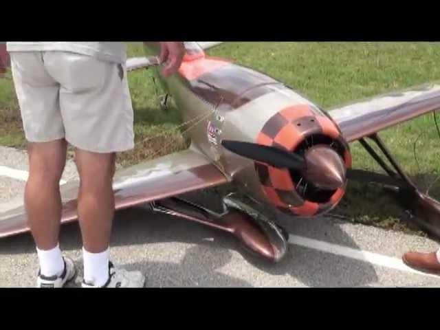 Mel Holtman's First Flight of Airworld Gee Bee R3