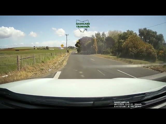 Moriarty Road, Frankford Highway end, Tasmania:  truck fails to give way