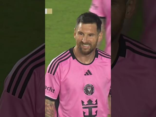 Messi busting out the tekkers 