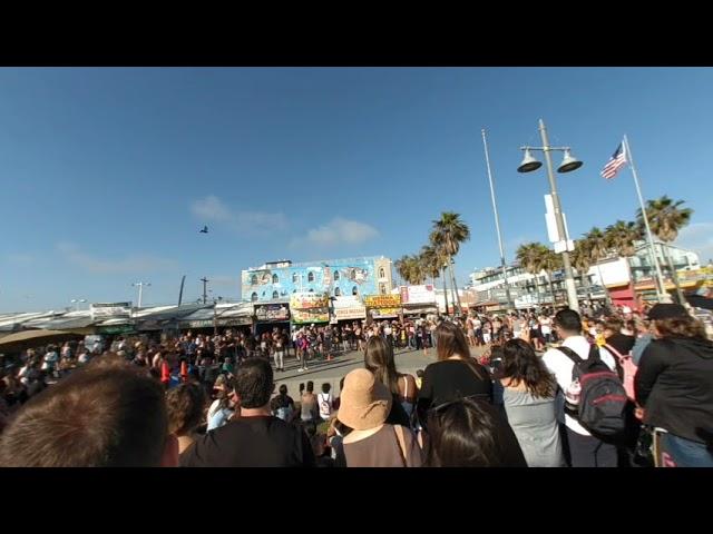 VR180 Slice of Life - Venice Beach Street Performance