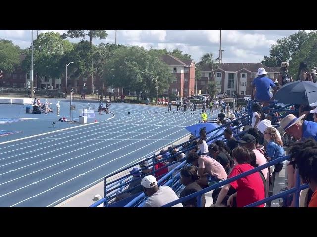 Erriyon Knighton 2023 season opener at Pepsi Florida Relays in the 100 (9.98)