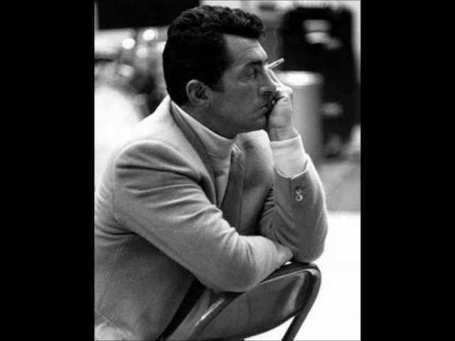 Dean Martin - I wonder who`s kissing her now