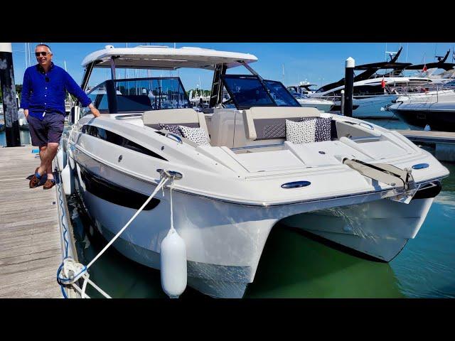 £380,000 Yacht Tour : Aquila 32