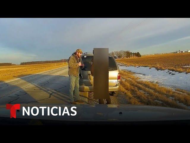 Agente mata a hombre indultado tras asalto al Capitolio | Noticias Telemundo