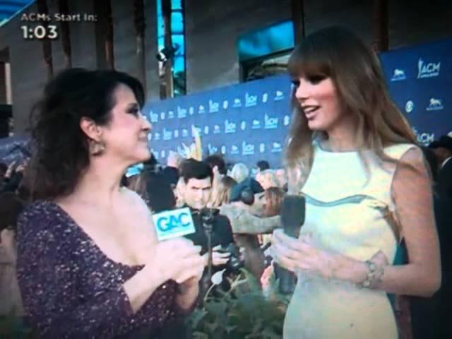 Taylor Swift - ACM's 2012 Red Carpet Interview