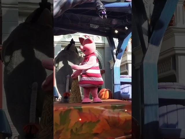 Halloween Disneyland Paris Winnie the Pooh friends #disney #disneyparks #disneylandparis #disneyland