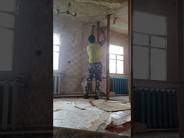 Демонтаж стен и пола, полное видео уже на канале