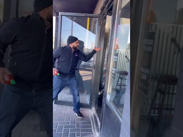Don’t do zat! #funnyshorts #funny #food #shortsclip #funnyvideo #shawarma