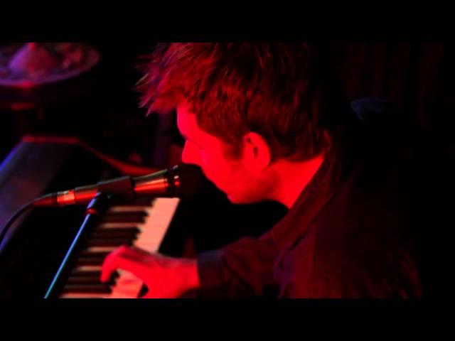 Breathe - HUMPHREY MILLES Solo session at the Regal Rooms