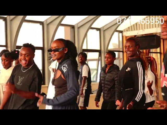 How many times -  Ayra star & Oxlade ft Dj Big N Dance class choreography by Dav_ee0 // kendiQ dance