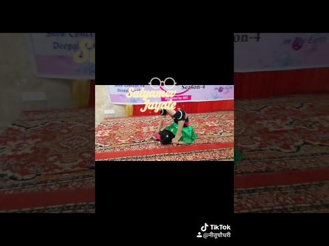 Backbanding practice by Siddhi Singh (Dhanuraasan)