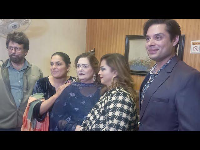 Legendary actoress Mumtaz begum ke bete ki birthday par show biz super stars Meera madhia Shah