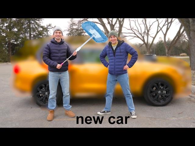 Jacob got a new car (so we test car gadgets)