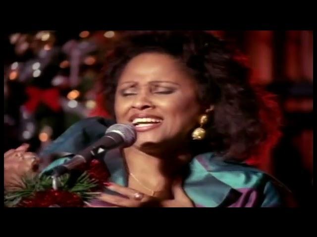 Darlene Love   All alone on Christmas