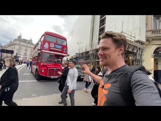 (Vlog) Walking in Central London - From Leicester Square to Piccadilly Circus (July 2024)