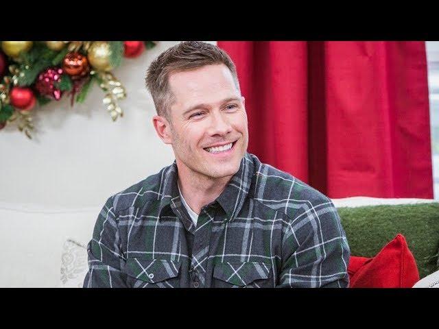 Highlights - “A Shoe Addicts Christmas” star Luke Macfarlane – Hallmark Channel