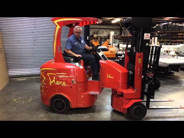 Flexi narrow aisle articulating forklift