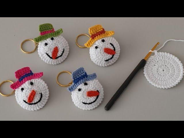 Perfect Christmas Gift Idea‼️ ️Easy & Cute Crochet Snowman Keychain Tutorial