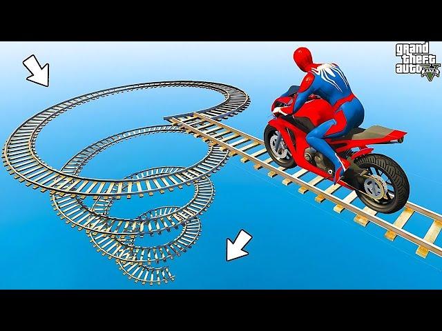 الأبطال الخارقين على القضبان دوامة قمع جسر - SPIDER-MAN on Motorcycle in Spiral Bridge Stunt Ride???