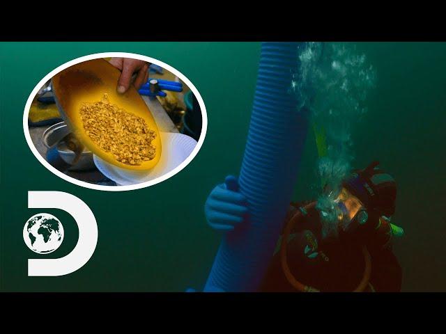 $40,000 Worth Of Gold Found Below Freezing Ice | Bering Sea Gold
