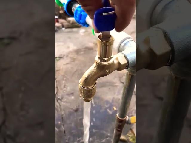 Краник шаровый с замком  Бабули больше не будут пиzдeть водицу  #сантехник обзорит #новинки 