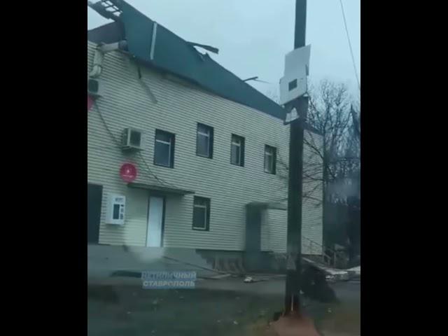 Из-за сильного ветра на Ставрополье отключили электричество в 13 населенных пунктах