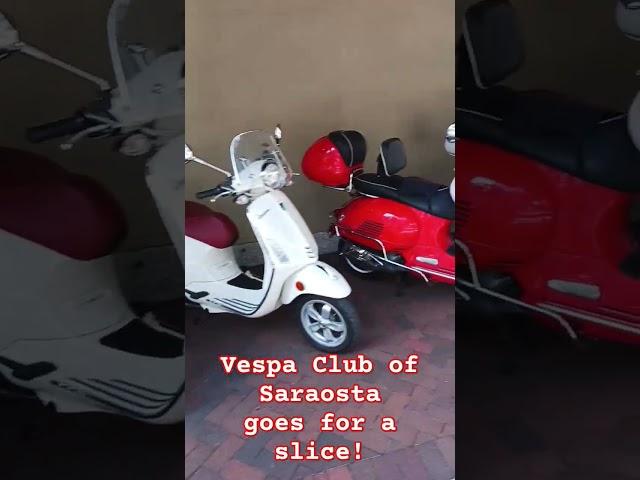 Vespa Club of Sarasota goes for Pizza