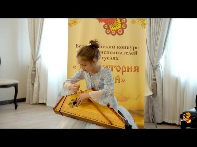 ДЕРКУНСКАЯ ВАРВАРА #5 Рондо/"Заводная игрушка"/ "Уж я по лугу"