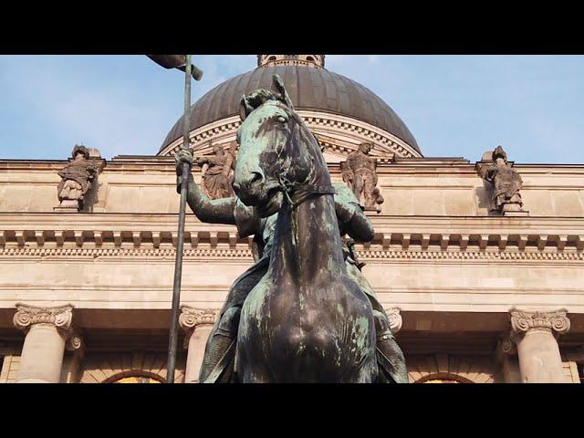 Germany Munich Bayerischen Staatskanzlei And Otto von Wittelsbach Statue